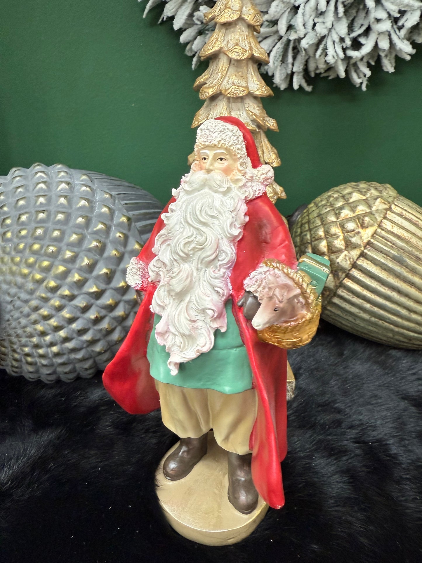 Dekorative Weihnachtsfigur – Heiliger Nikolaus ✨