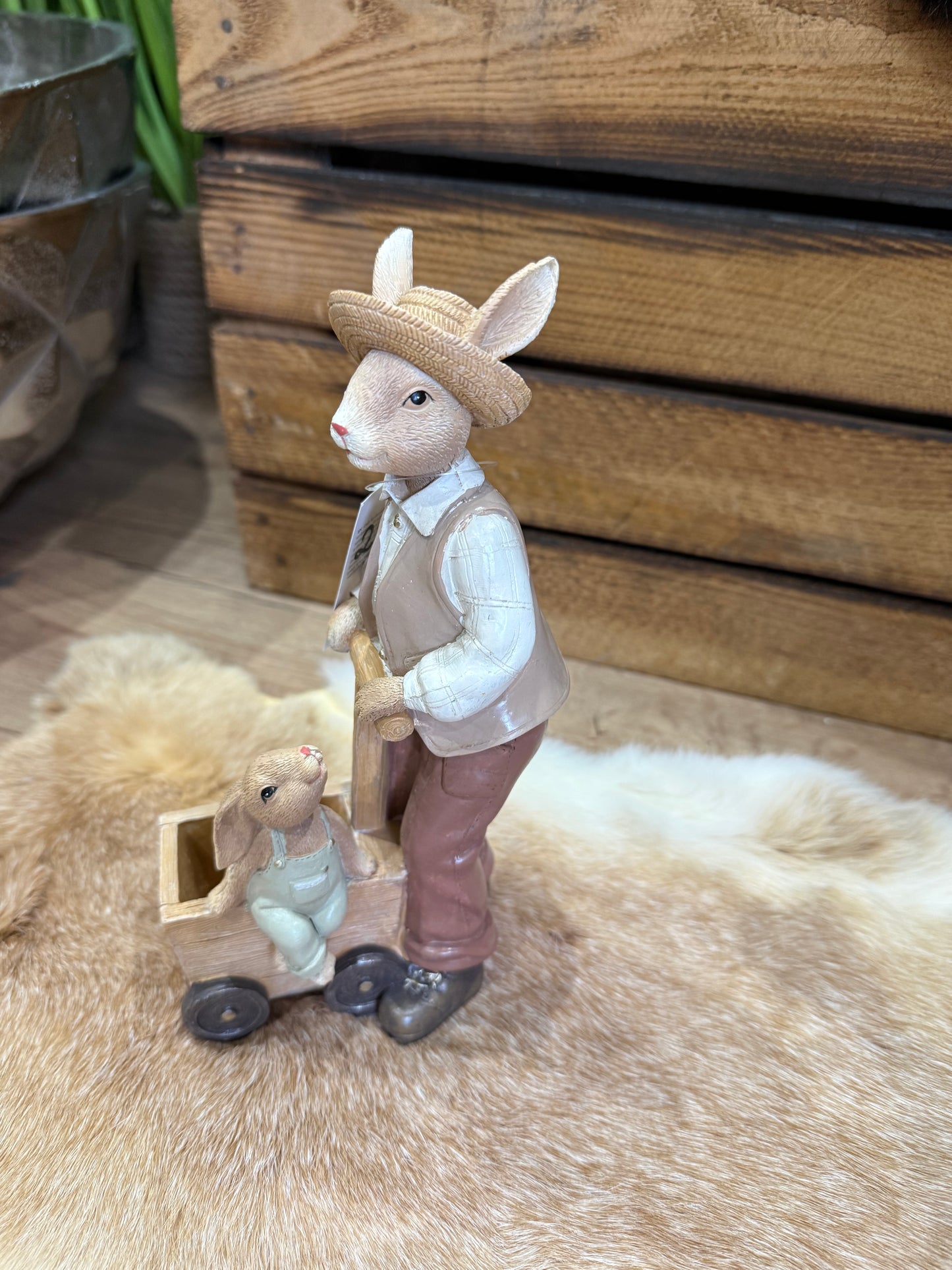 Wunderschöne Deko-Hasenfigur – Perfekt für Frühling & Ostern