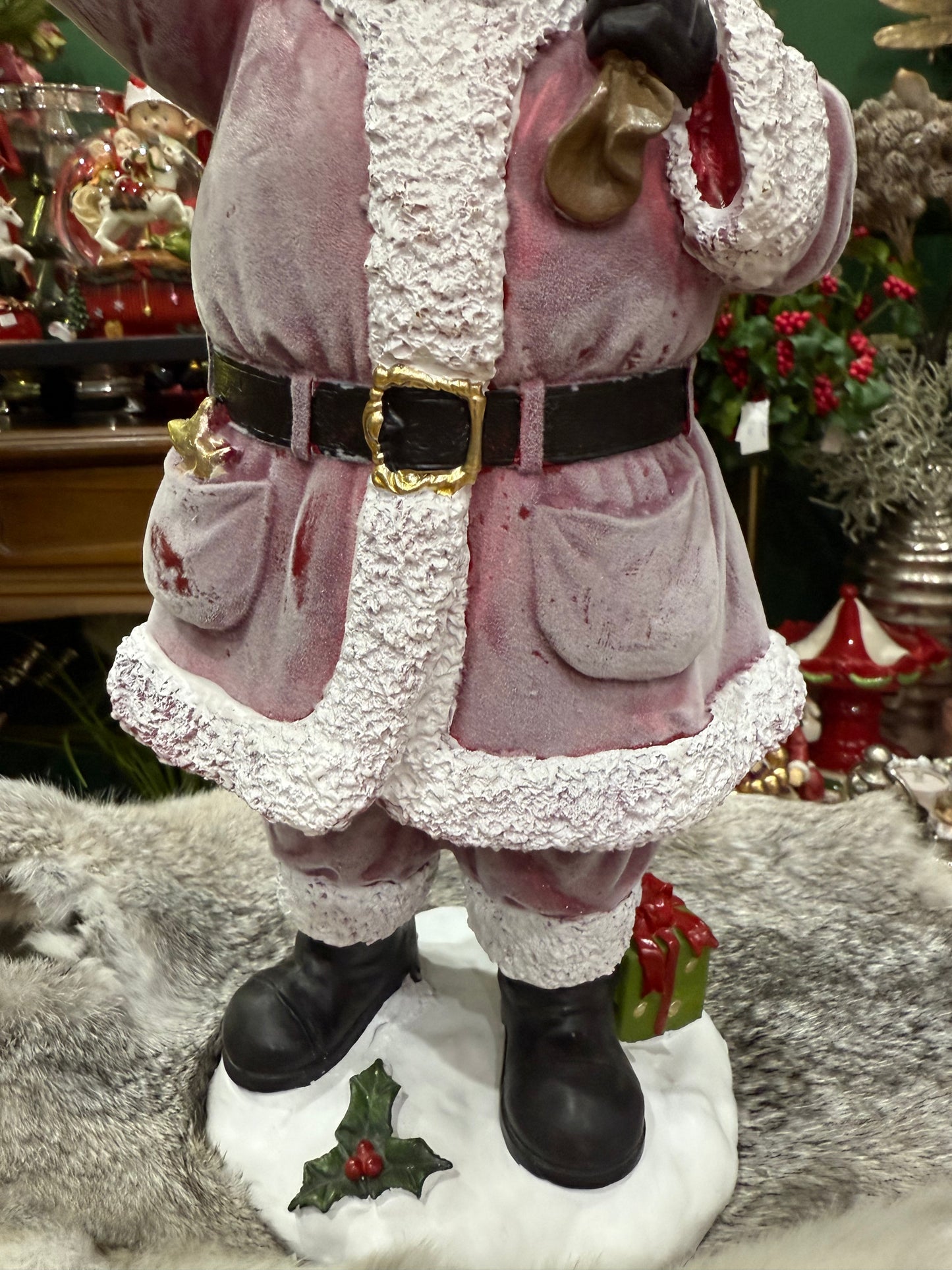 Rosa Weihnachtsmann – Figur aus Polyresin