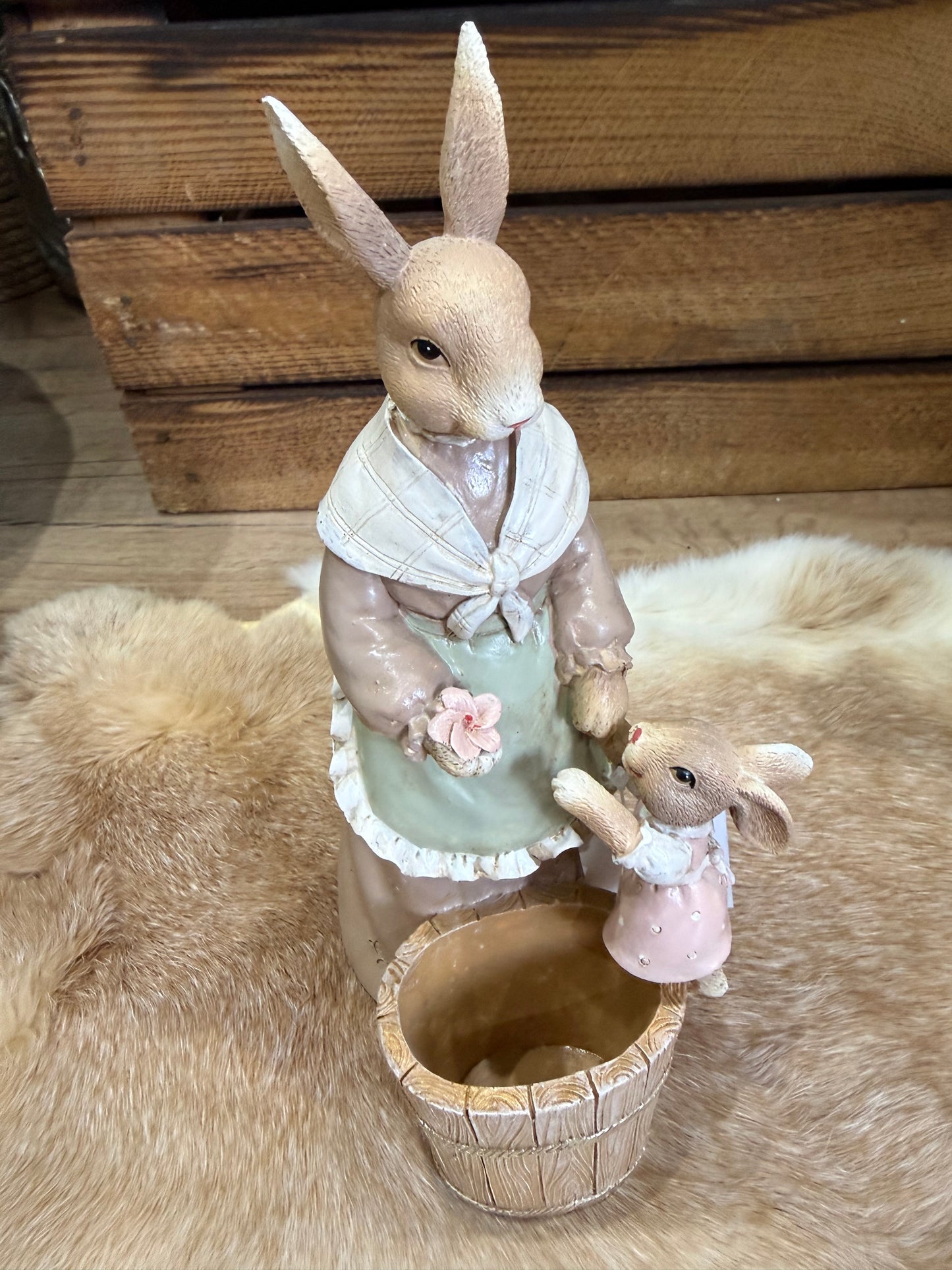 Wunderschöne Deko-Hasenfigur – Perfekt für Frühling & Ostern