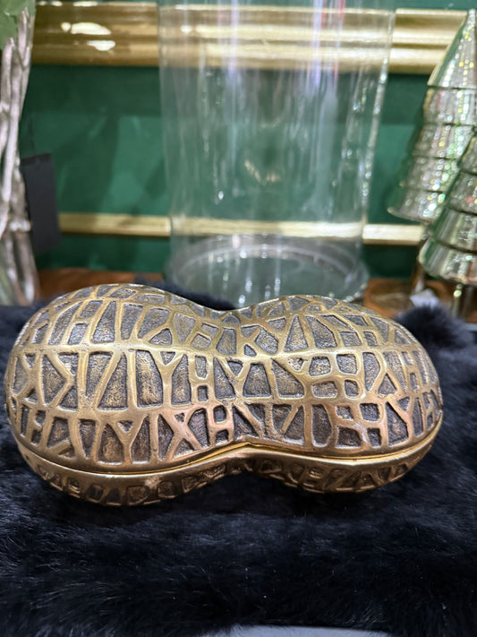 Elegante Metallschatulle in Form einer Walnuss – goldfarben