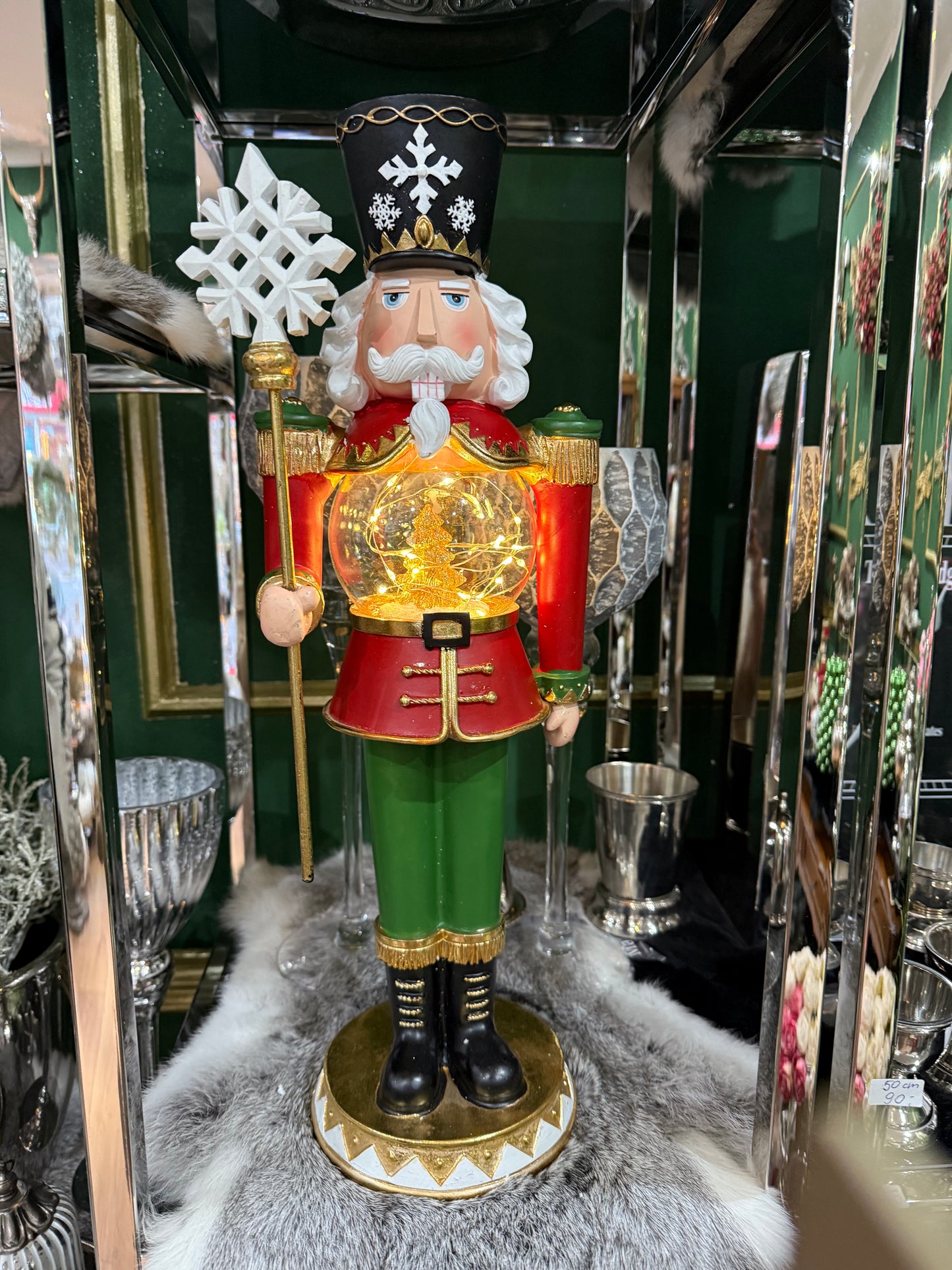 LED Nussknacker – 50 cm