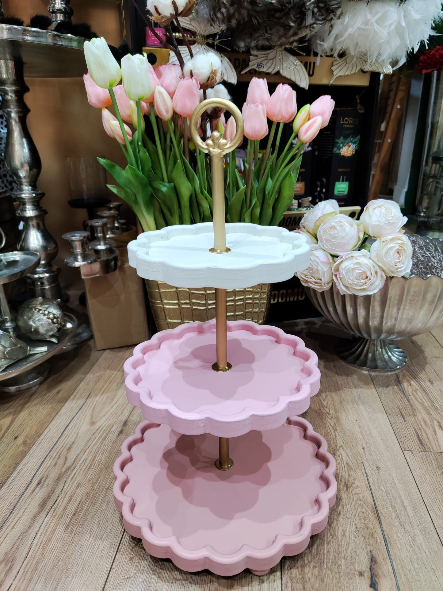 Elegante Etagere von Clayre & Eef – rosa Metall