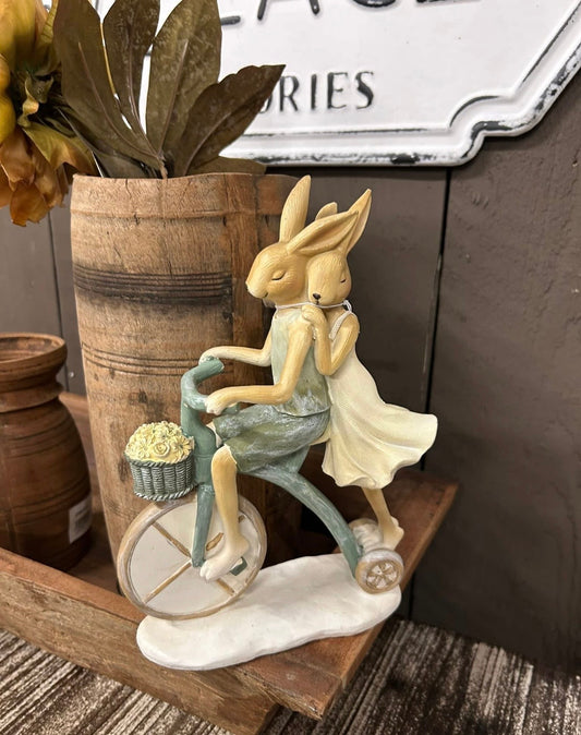 Wunderschöne Osterfigur – Hasenpaar auf dem Fahrrad