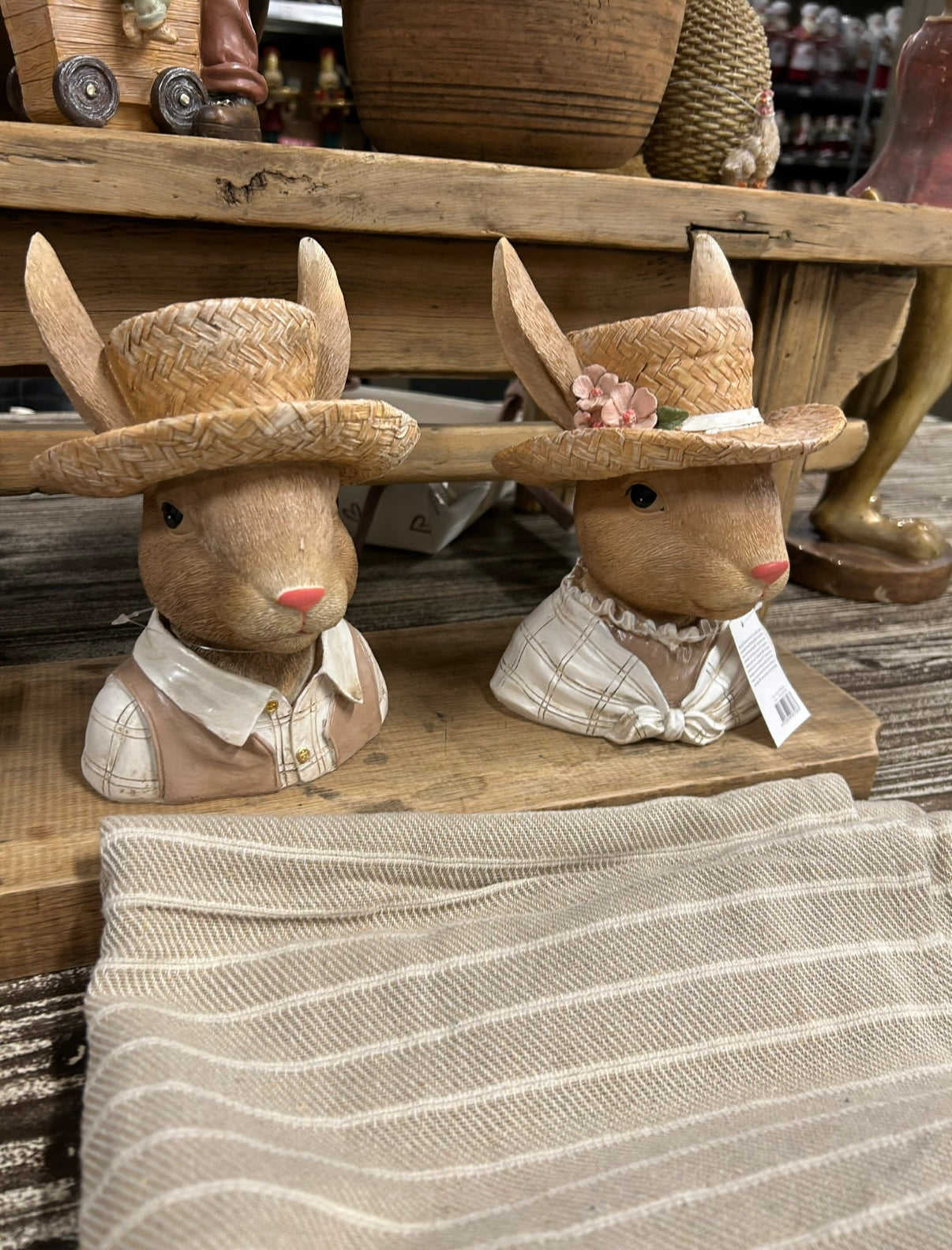 Easter Vibes – Hasenbüsten mit Hut (Paar / Set)