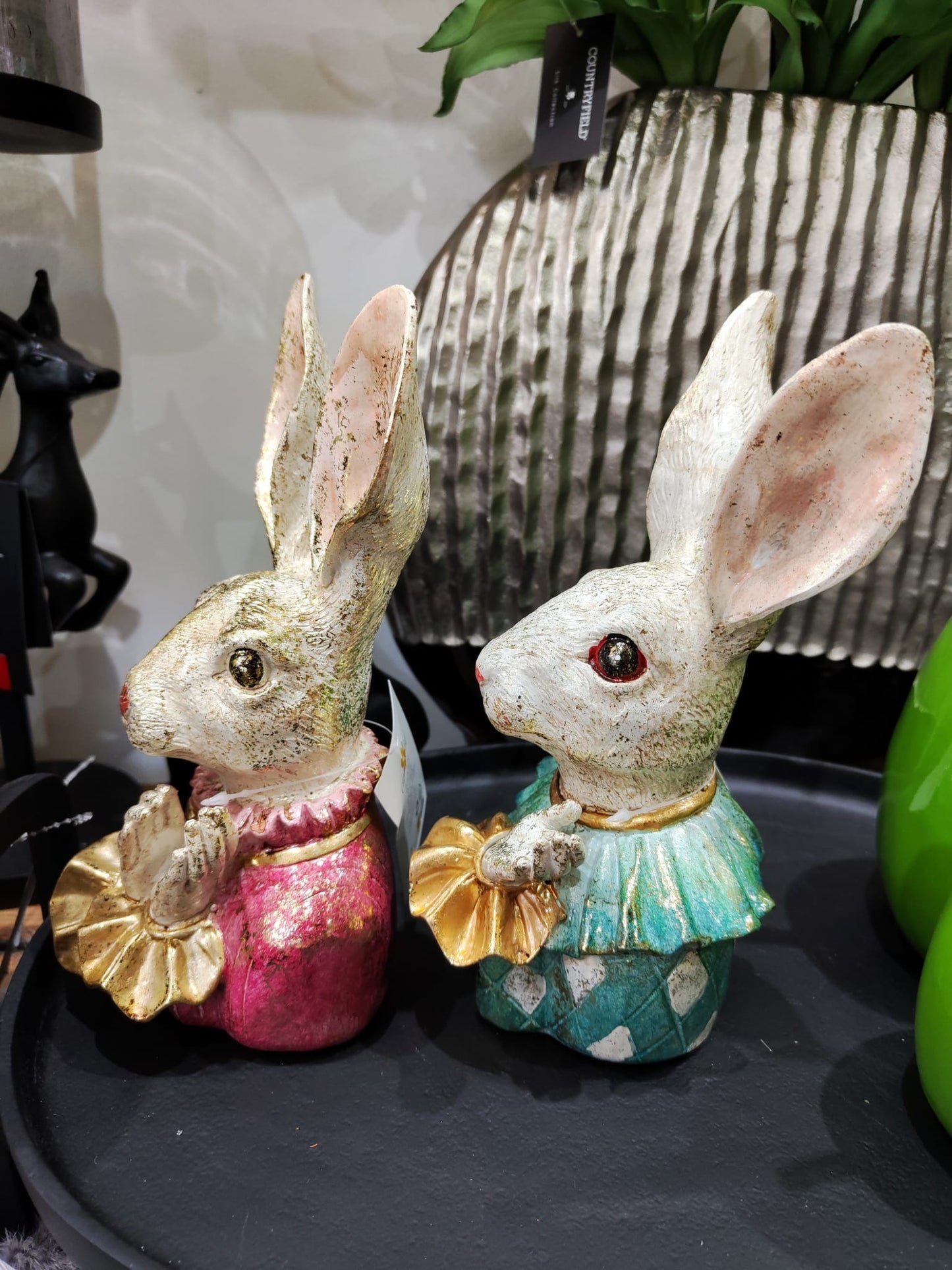 🌸🐰 Heute neu eingetroffen – wunderschönes Hasen Figuren Set aus der Baroque Collection 🐰🌸