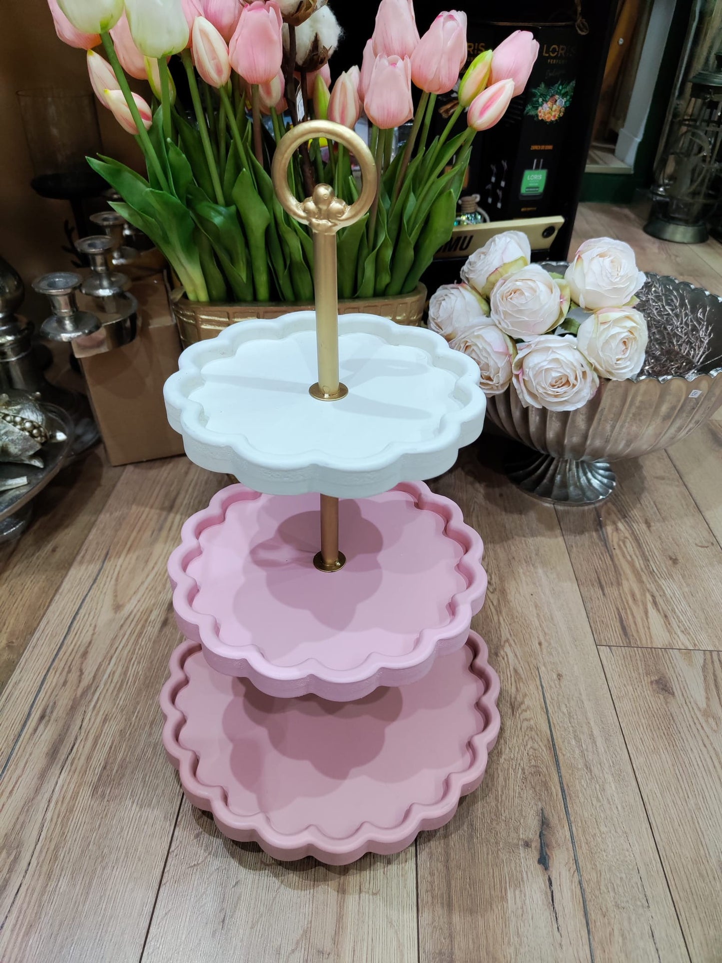 Elegante Etagere von Clayre & Eef – rosa Metall