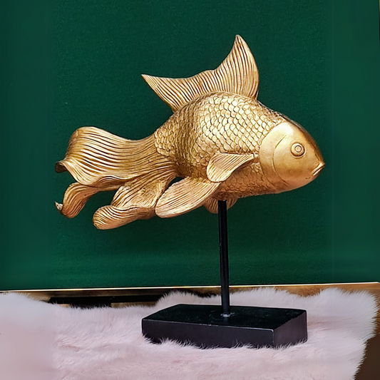 Fischfigur in Gold