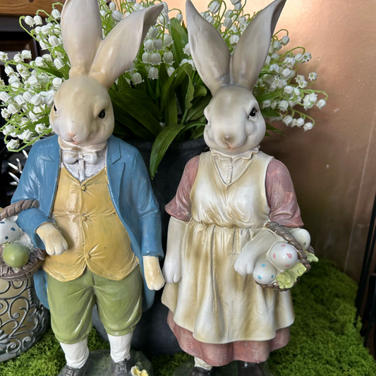 Hasenfigur mit Korb (m/w)