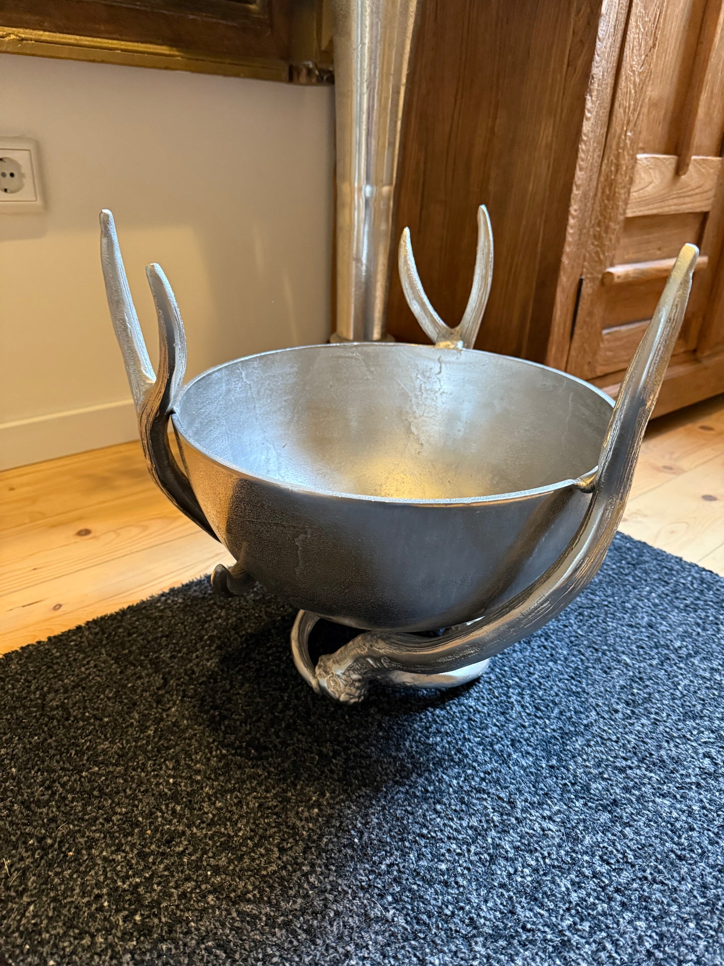 Edle Deko-Schale mit Rentiergeweih – von Colmore