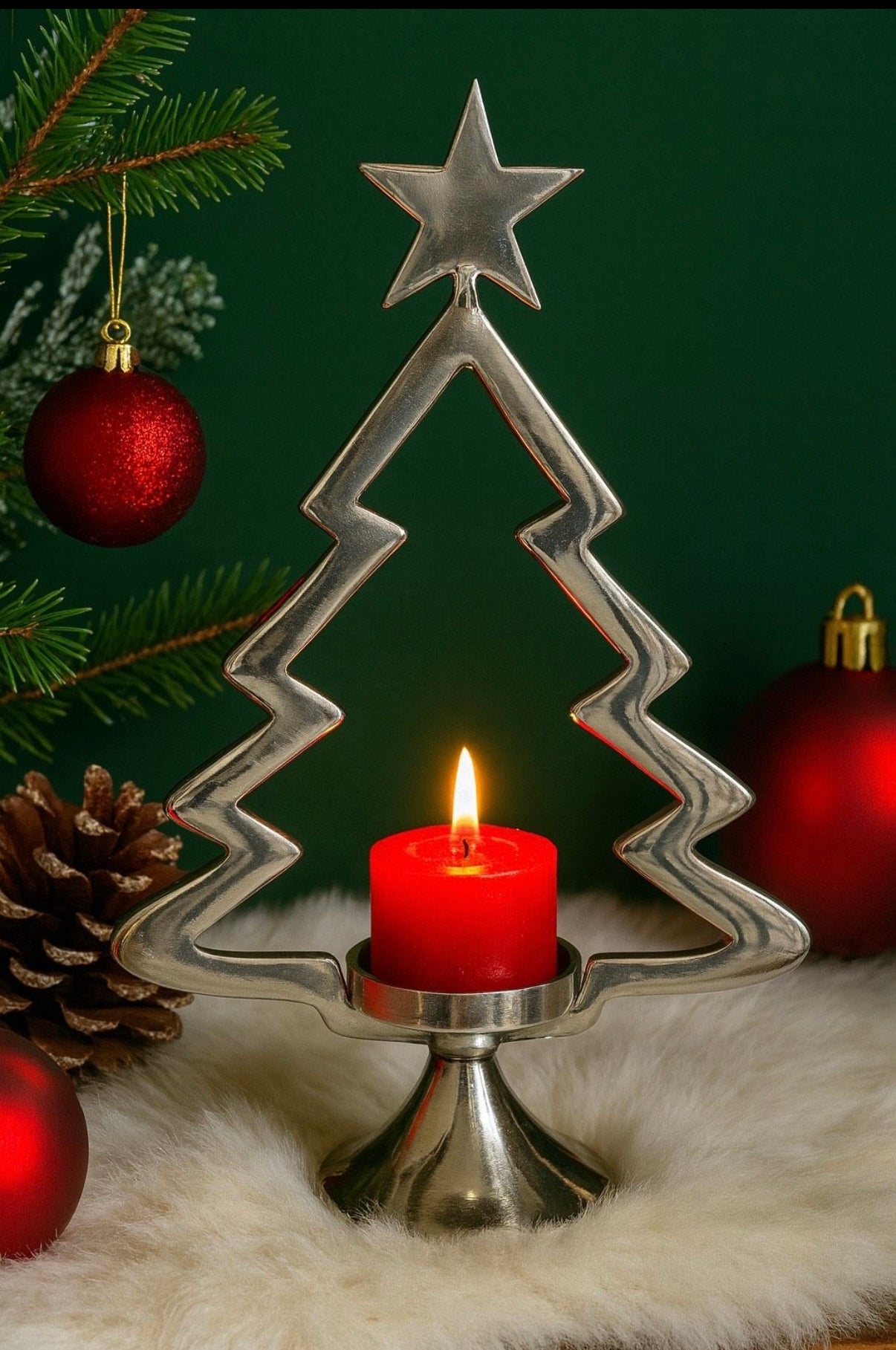 Metall-Kerzenhalter in Form eines Tannenbaums von Colmore